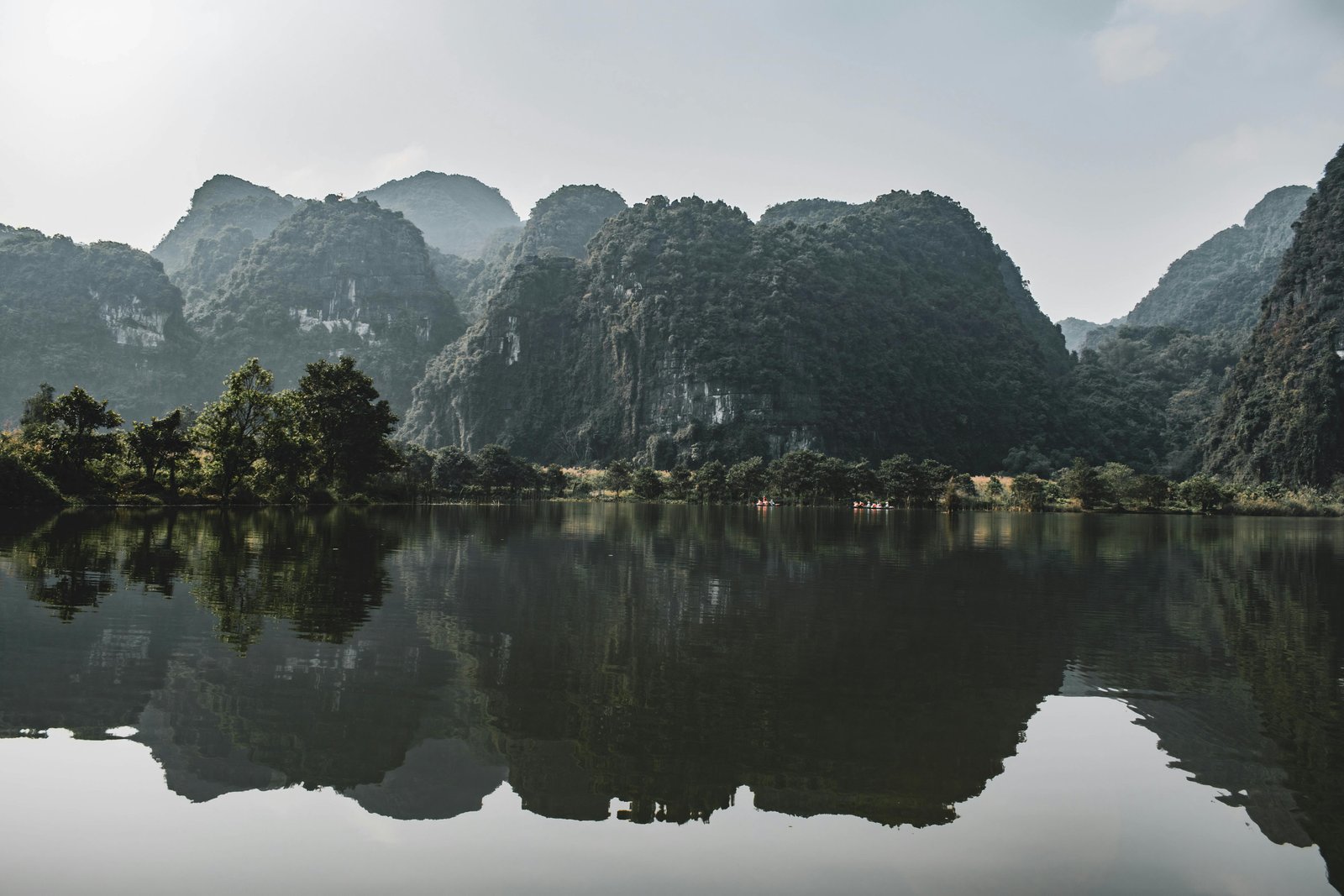 Lakes & Rivers